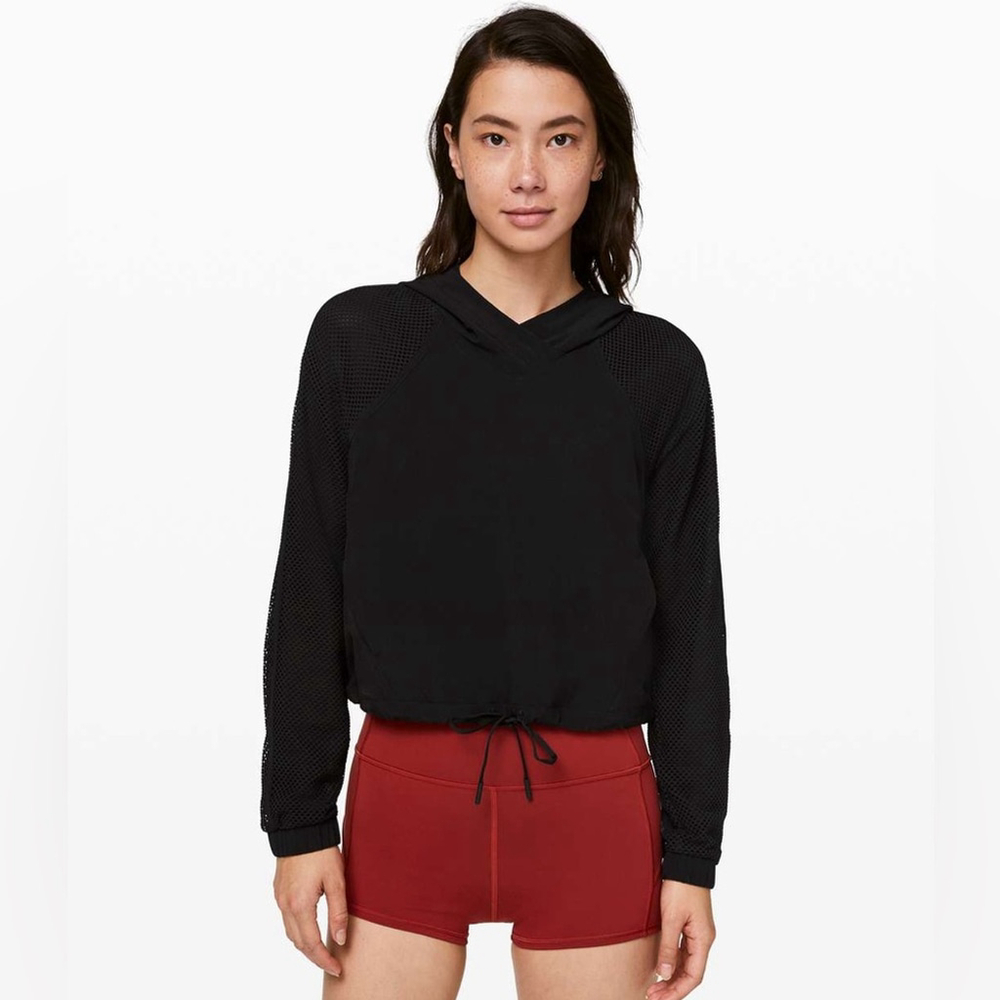 Lululemon Catch a Breeze Pullover Hoodie Black